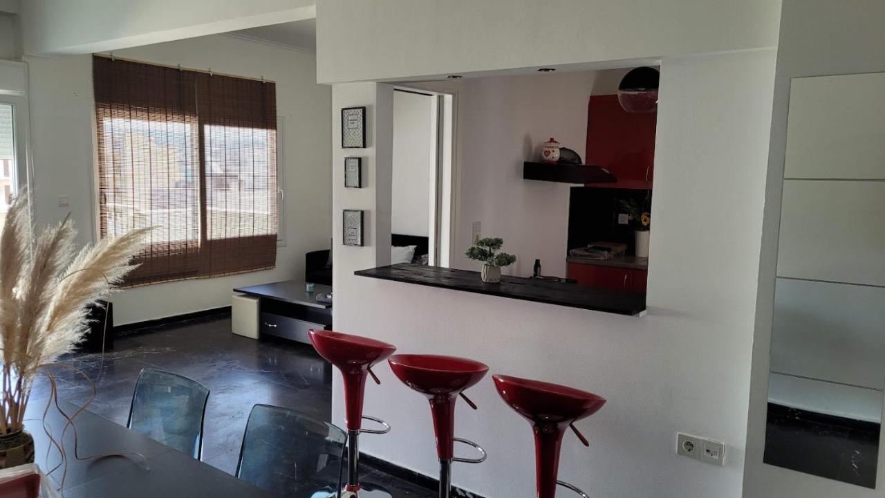 Seaty Apartment Corinth Bagian luar foto